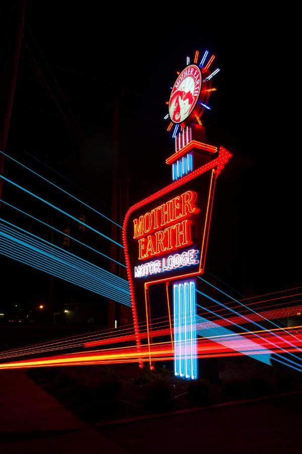 Mother Earth Motor Lodge Kinston Dış mekan fotoğraf